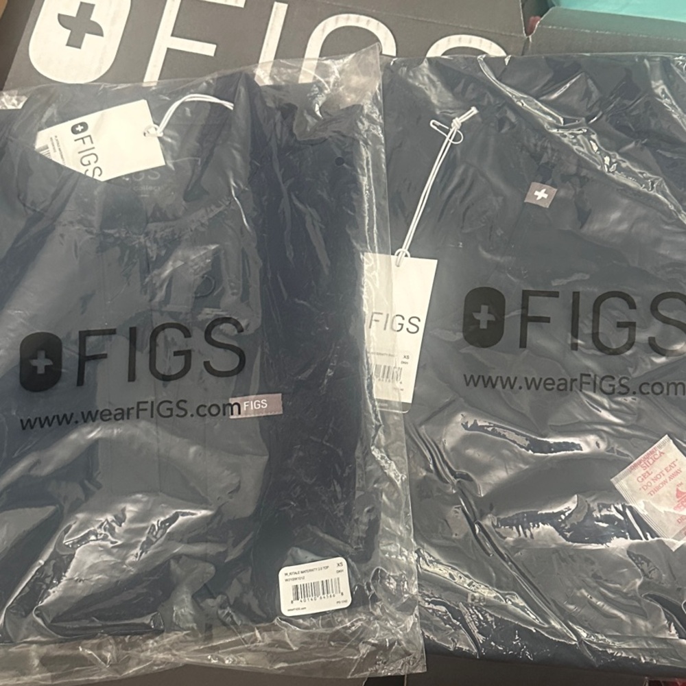 Figs Dark Harbor Maternity Scrub Set XS